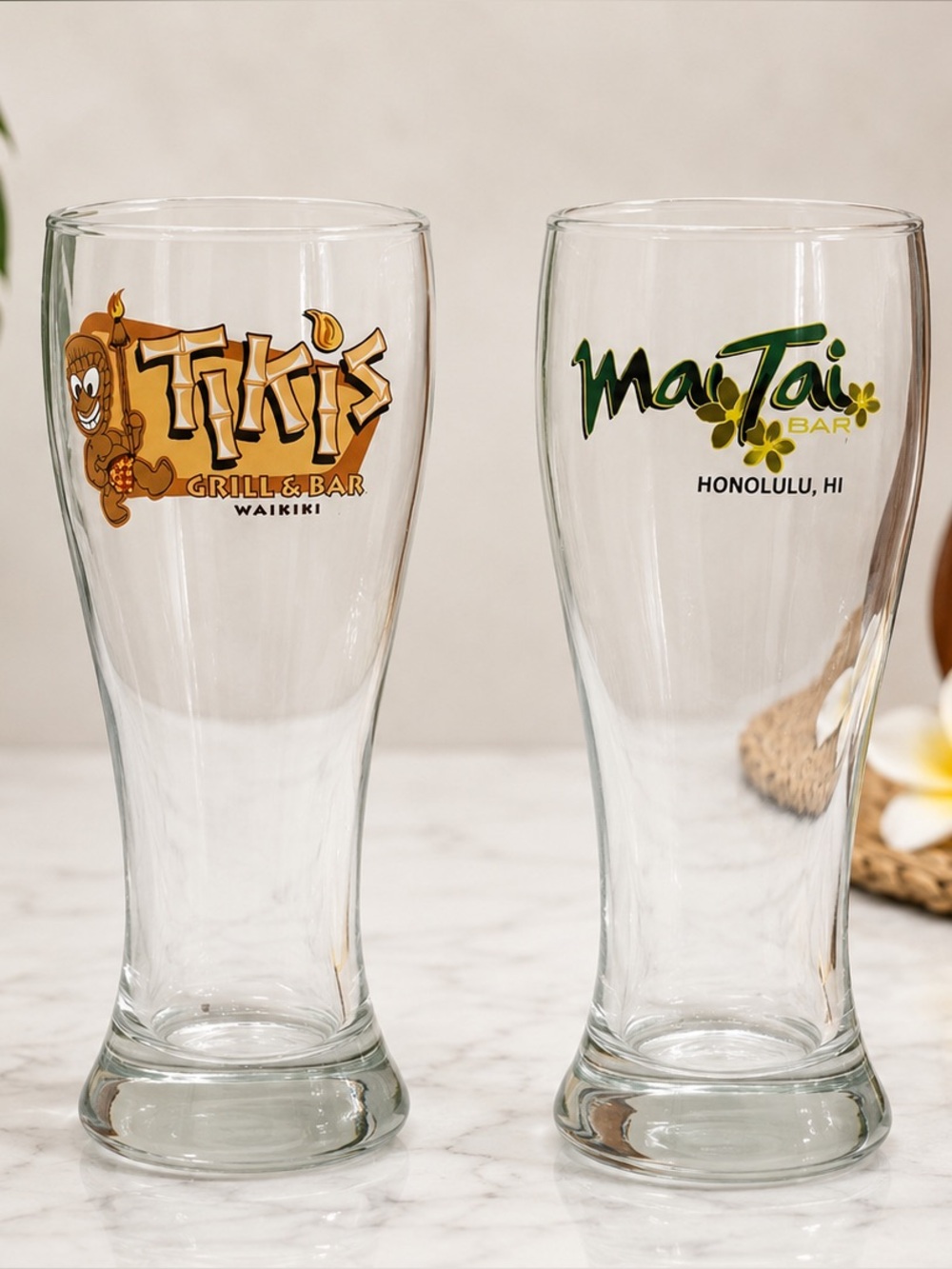 Set of 2 Hawaii Waikiki Tiki's Grill & Mai Tai Bar 16 oz Pint Glasses